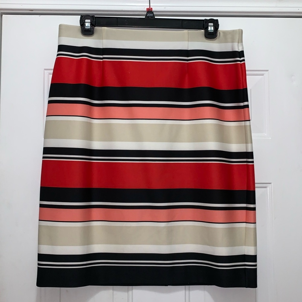 3/$15 Roz & Ali size 1X NWOT striped skirt